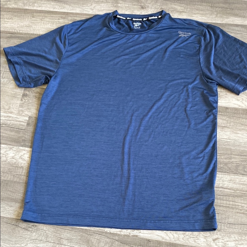 💜 2/$25 Reebok Blue Short Sleeve Athletic Tee - Picture 2 of 2